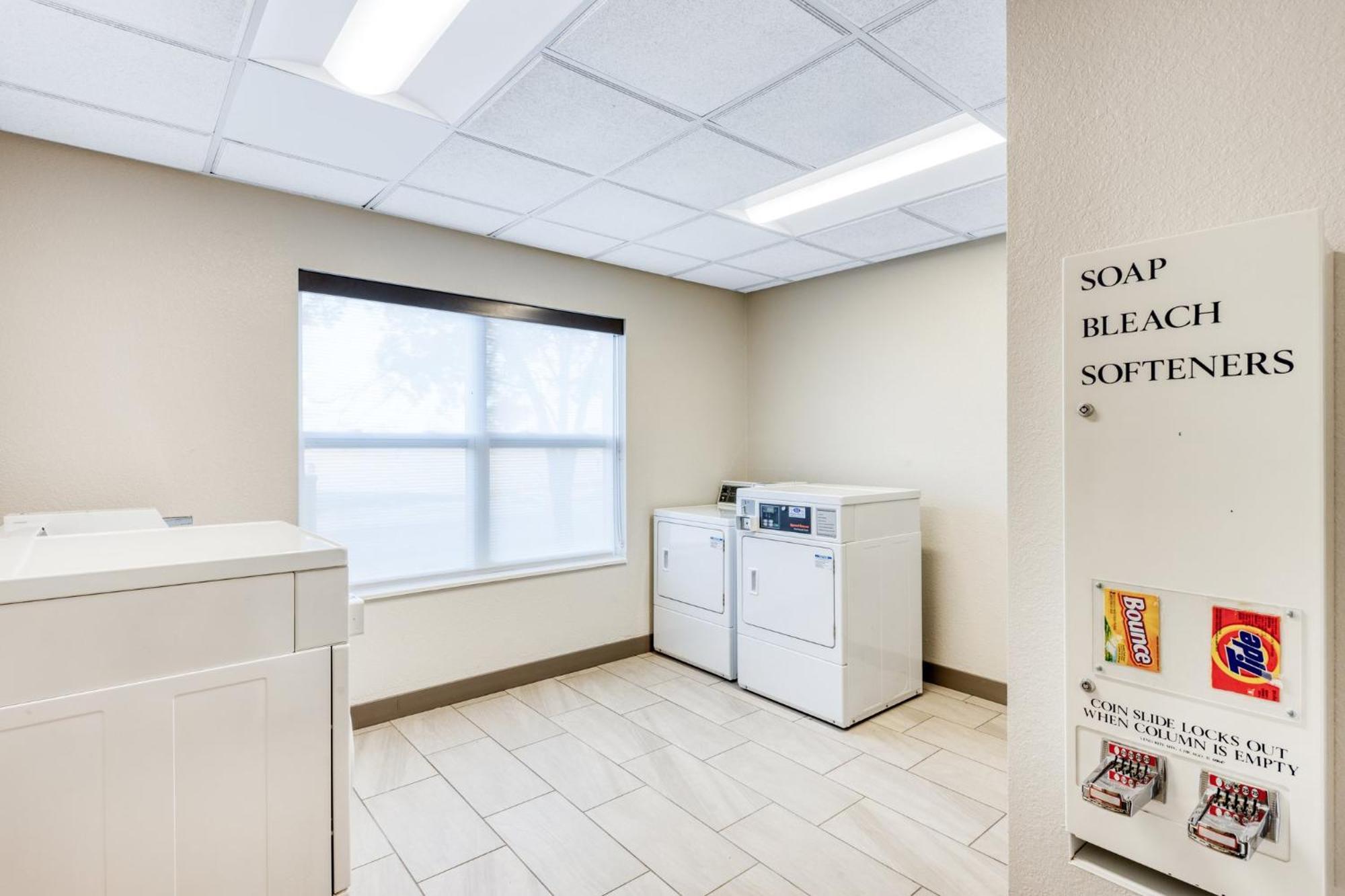 Holiday Inn Express & Suites - Green Bay East By Ihg Eksteriør bilde