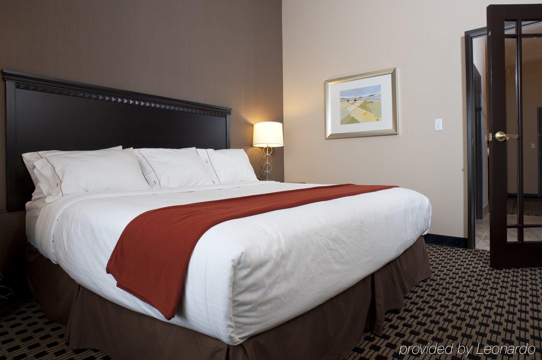 Holiday Inn Express & Suites - Green Bay East By Ihg Rom bilde